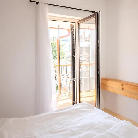 Apartament Island